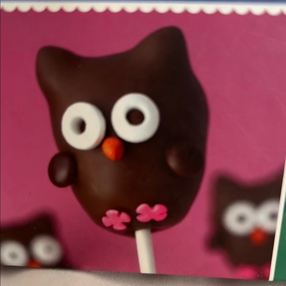 Cake Pops Recipe Book and more. - Picture 5 of 11